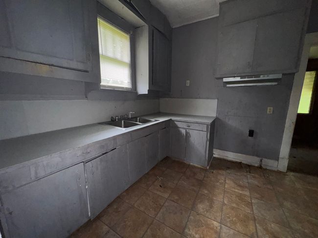 2726 13 Th St, House other with 2 bedrooms, 1 bathrooms and null parking in Port Arthur TX | Image 19