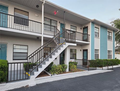 111-5925 Terrace Park Dr N, ST PETERSBURG, FL, 33709-1156 | Card Image