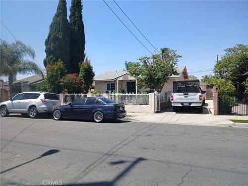 1825 W 2nd St, Santa Ana, CA, 92703-3524 | Card Image