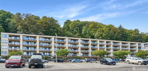 308-1301 Harbor Ave Sw, Seattle, WA, 98116-1750 | Card Image