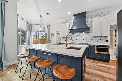 6609 Oasis Dr, Austin, TX, 78749-2710 | Card Image