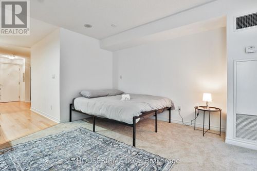 270 Wellington St Street W, Toronto (Waterfront Communities), ON, M5V3P5 | Card Image