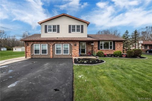 4430 Creek Rd, Lewiston, NY, 14092-1174 | Card Image