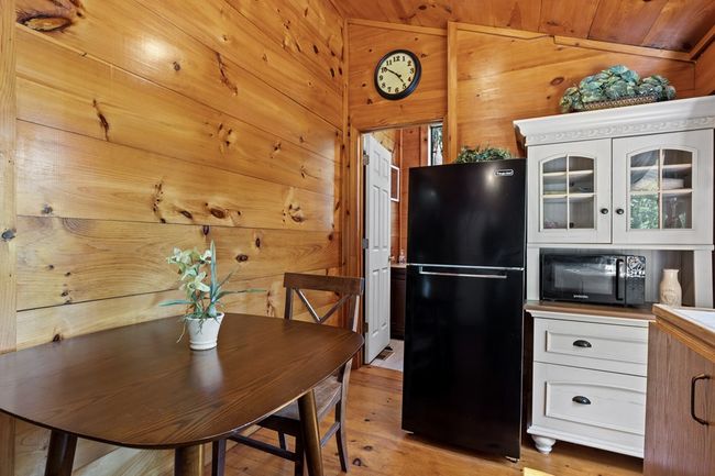 382 Highland Rd, Home with 2 bedrooms, 1 bathrooms and null parking in Ellijay GA | Image 6