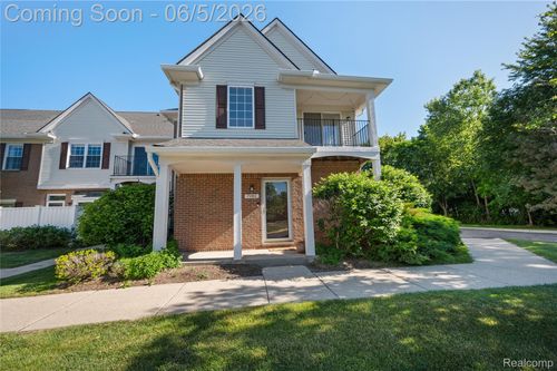 c-730 Amberly Dr, Waterford, MI, 48328-4925 | Card Image
