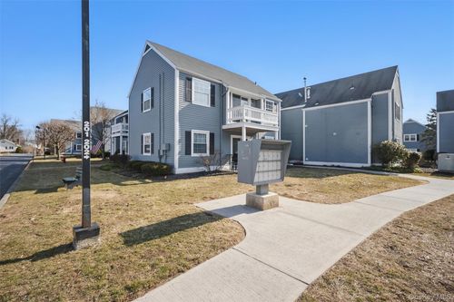 unit-e-201 Commons Way, Fishkill, NY, 12524-1775 | Card Image