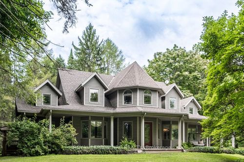 1110 Centre St, Fenwick, ON, L0S1C0 | Card Image