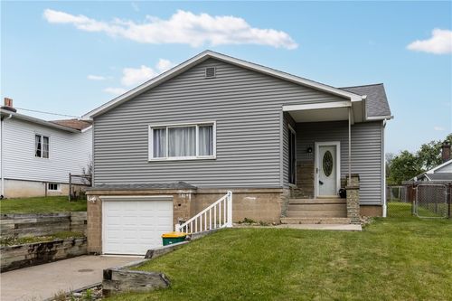 25 Crest Dr, Indianola, PA, 15051-9753 | Card Image