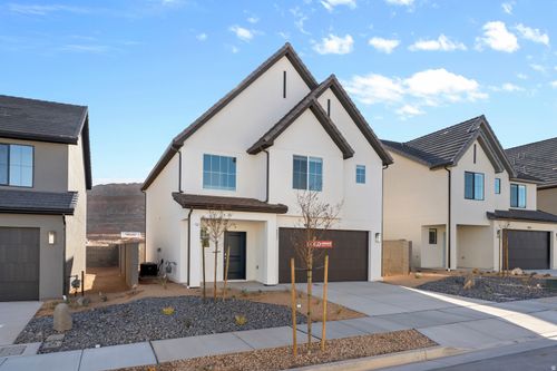 4200-3321 E Defiance House Dr, Washington, UT, 84780-8658 | Card Image