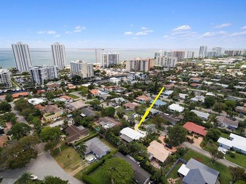 3221 Cypress Creek Dr, Pompano Beach, FL, 33062-6803 | Card Image