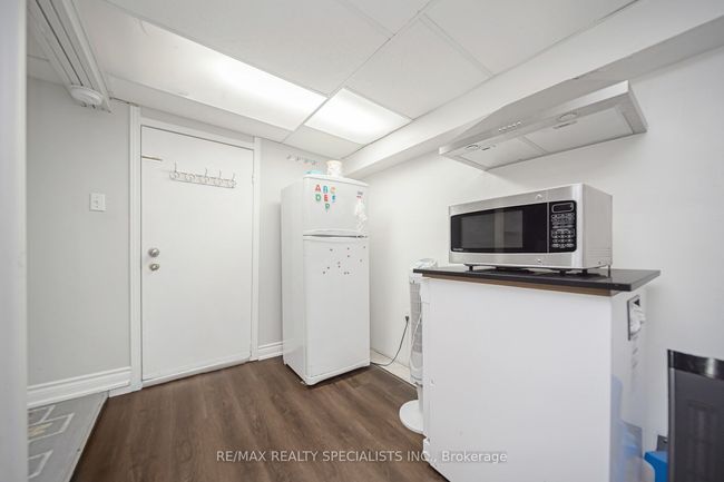 308 Fleetwood Cres, Condo with 4 bedrooms, 2 bathrooms and 2 parking in Brampton ON | Image 42