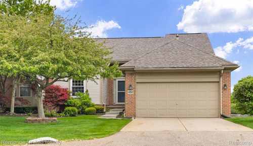 450 Berry Lake Dr, Commerce Township, MI, 48390-4500 | Card Image