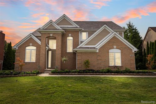 12173 Chandler Dr, Plymouth, MI, 48170-3193 | Card Image