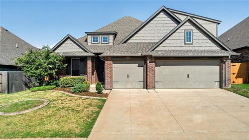 5412 Santa Lucia Dr, Mustang, OK, 73064-4876 | Card Image