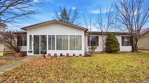 129 S Van Scoyoc St, Avilla, IN, 46710-5227 | Card Image