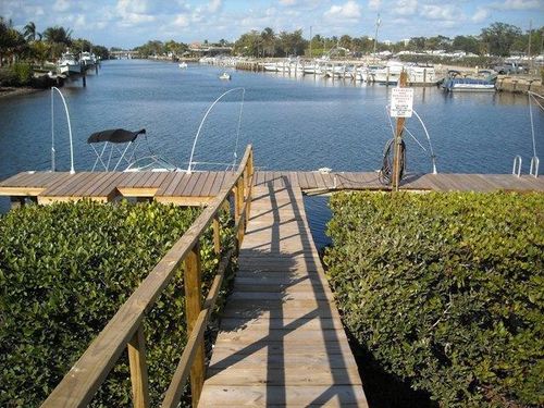 210-725 Hummingbird Way, North Palm Beach, FL, 33408-5138 | Card Image