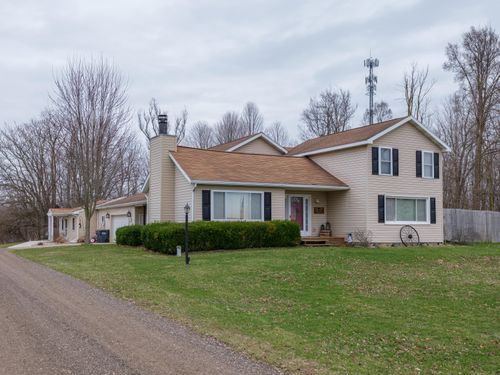 8368 N 46th St, Augusta, MI, 49012-9655 | Card Image