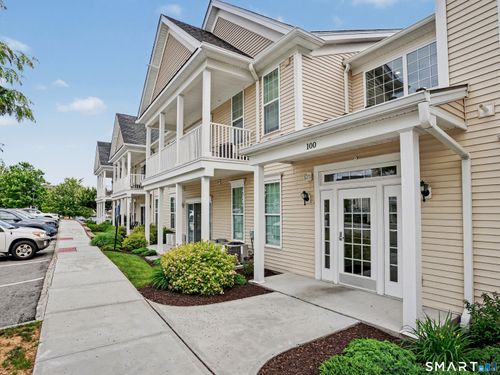 104-104 Center Meadow Ln, Danbury, CT, 06810-1505 | Card Image