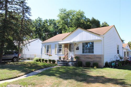 439 Lincoln Ave, Clawson, MI, 48017-2146 | Card Image
