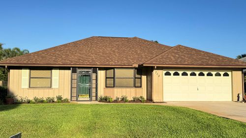 713 24th Sq, Vero Beach, FL, 32962-1336 | Card Image