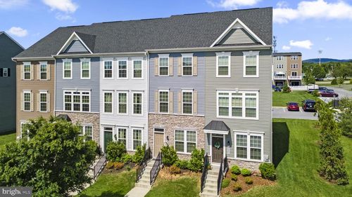 5278 Black Locust Dr, FREDERICK, MD, 21703-7933 | Card Image