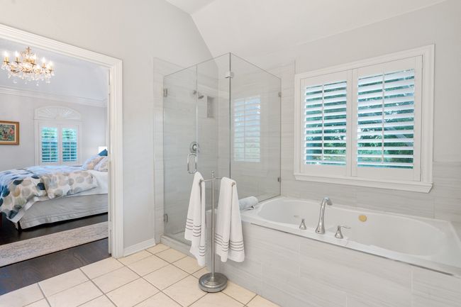 7955 Enclave Way, House other with 4 bedrooms, 3 bathrooms and null parking in Dallas TX | Image 29