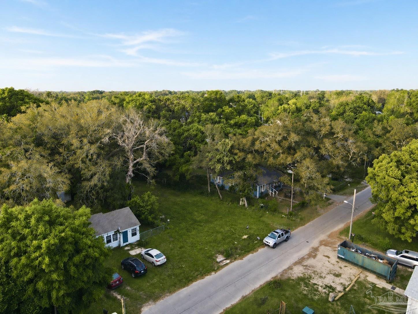 Land in Pensacola