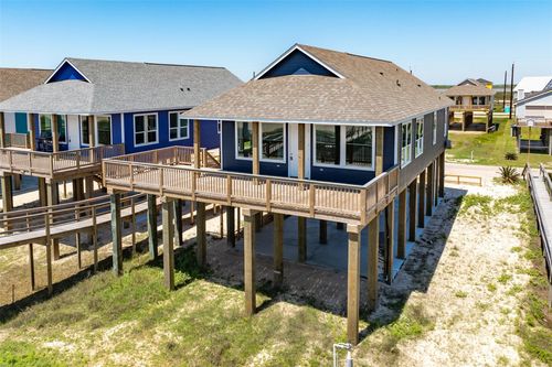 4835 Bluewater Dr, Surfside Beach, TX, 77541-1001 | Card Image