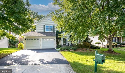 7677 Vinewood Ct, GAINESVILLE, VA, 20155-2854 | Card Image