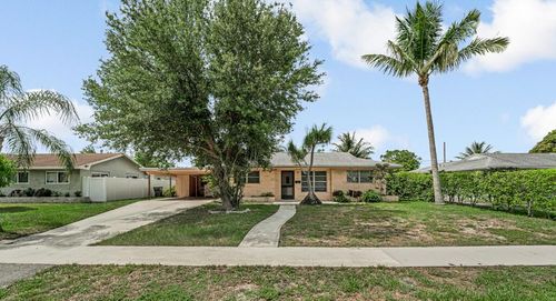 4840 Pineaire Ln, West Palm Beach, FL, 33417-4606 | Card Image