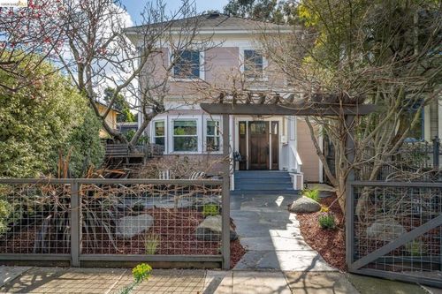 829 51st St, Emeryville, CA, 94608-3203 | Card Image