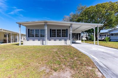 38525 Willoughby Drive, House other with 2 bedrooms, 2 bathrooms and null parking in Zephyrhills FL | Image 1