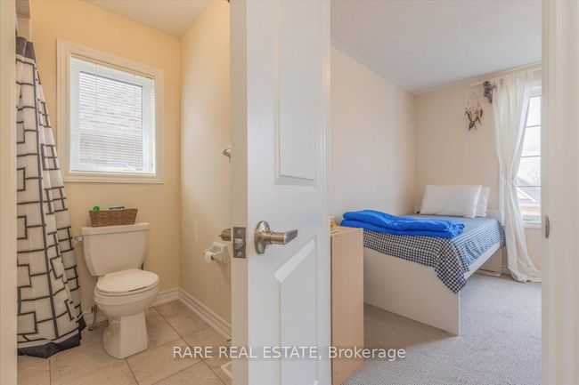 82 Rugman Cres, House other with 4 bedrooms, 4 bathrooms and 4 parking in Springwater ON | Image 27