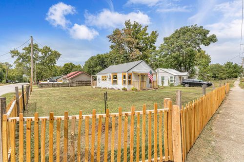 607 N Locust St, Buffalo, MO, 65622-7406 | Card Image