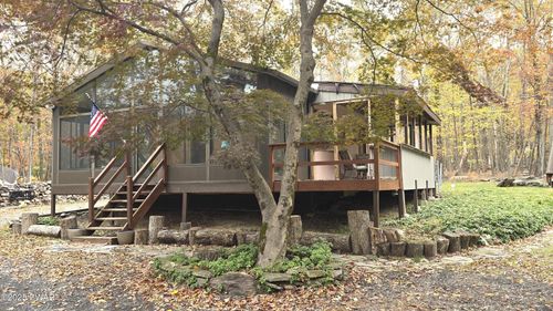 111 Water Wheel Rd, Milford, PA, 18337-4084 | Card Image