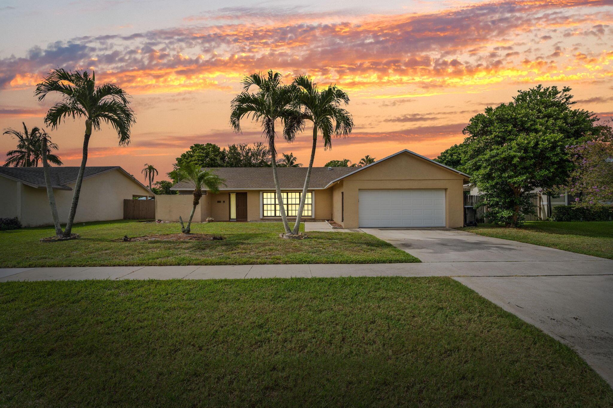 Sugar Pine Trl, Wellington, FL 33414