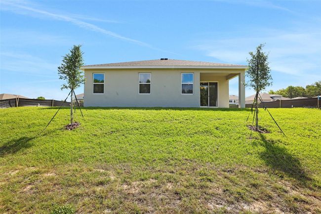 2950 Supermarine Loop, House other with 4 bedrooms, 2 bathrooms and null parking in TAVARES FL | Image 8