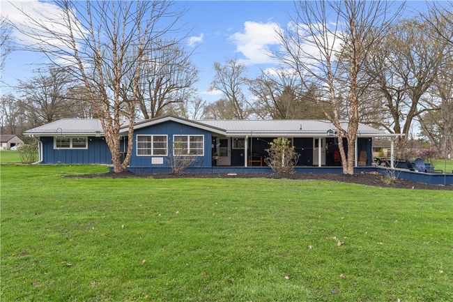 507 Moss Ln, House other with 3 bedrooms, 2 bathrooms and 2 parking in Pymatuning Twp PA | Image 4