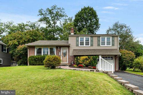 905 Catherine Ave, WOODLYN, PA, 19094-1002 | Card Image