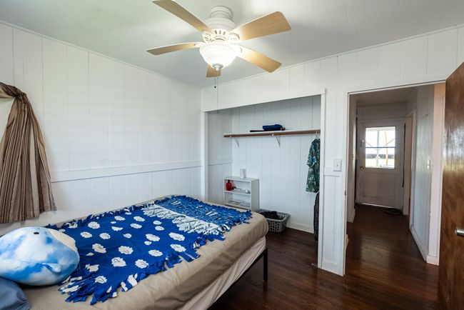 Additional bedroom with plenty of storage @ 007 Kaapuni Loop in Hilo. | Image 12