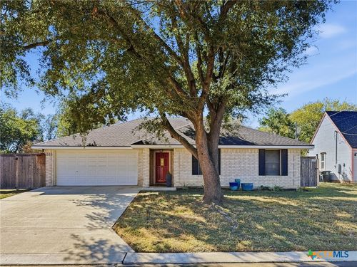 569 Kellys Way, New Braunfels, TX, 78130-3149 | Card Image
