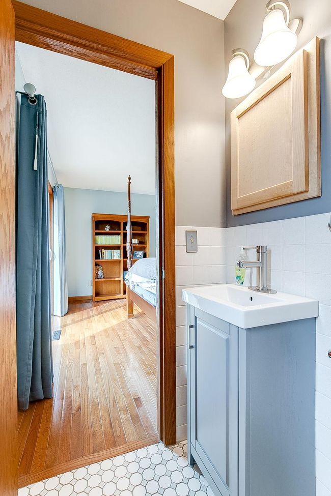 5281 217 Th St N, House other with 4 bedrooms, 3 bathrooms and null parking in Forest Lake MN | Image 43