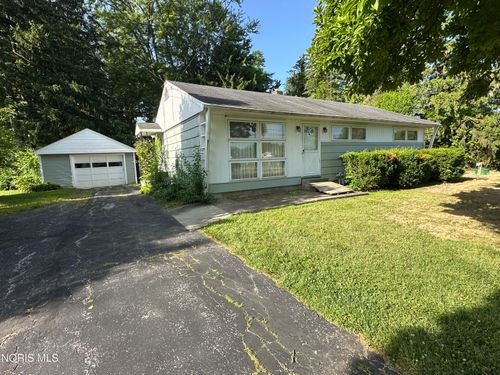 245 W State Line Rd, Toledo, OH, 43612-4426 | Card Image