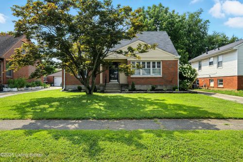 3434 Allison Way, Louisville, KY, 40220-1902 | Card Image