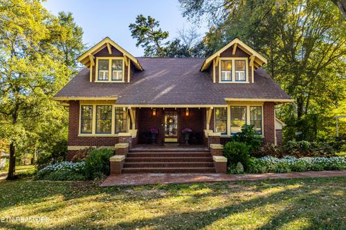 3836 Woodhill Pl, Knoxville, TN, 37919-6655 | Card Image
