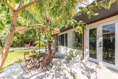 2302 Funston St, Hollywood, FL, 33020-5953 | Card Image