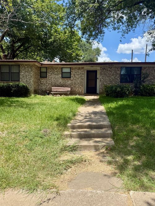 1301 W Bruton Rd, Mesquite, TX, 75149-5728 | Card Image