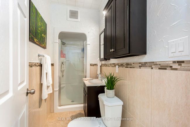8071 Kipling Ave, House other with 4 bedrooms, 2 bathrooms and 6 parking in Woodbridge ON | Image 24