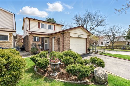 69 White Heather Blvd, Scarborough, ON, M1V1P7 | Card Image