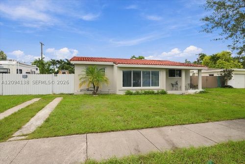 9625 Dominican Dr, Cutler Bay, FL, 33189-1638 | Card Image